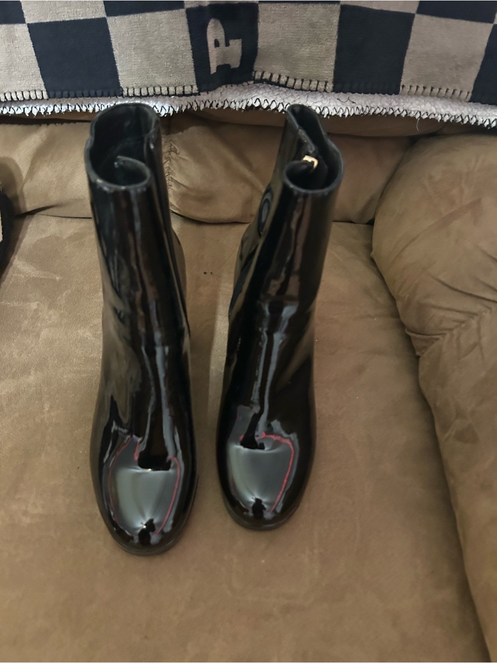 Black Boots